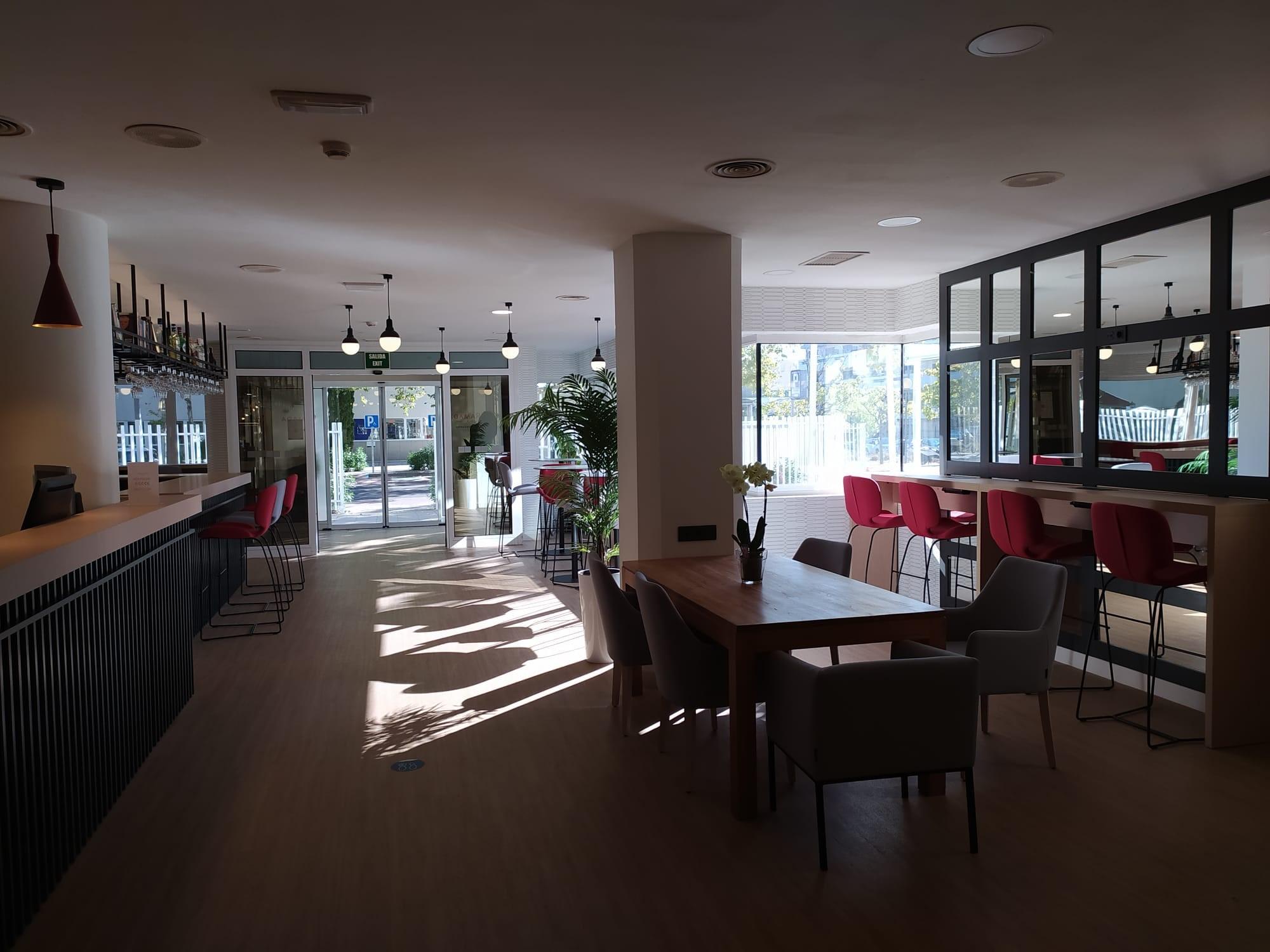 Ramada By Wyndham Madrid Tres Cantos Exterior foto